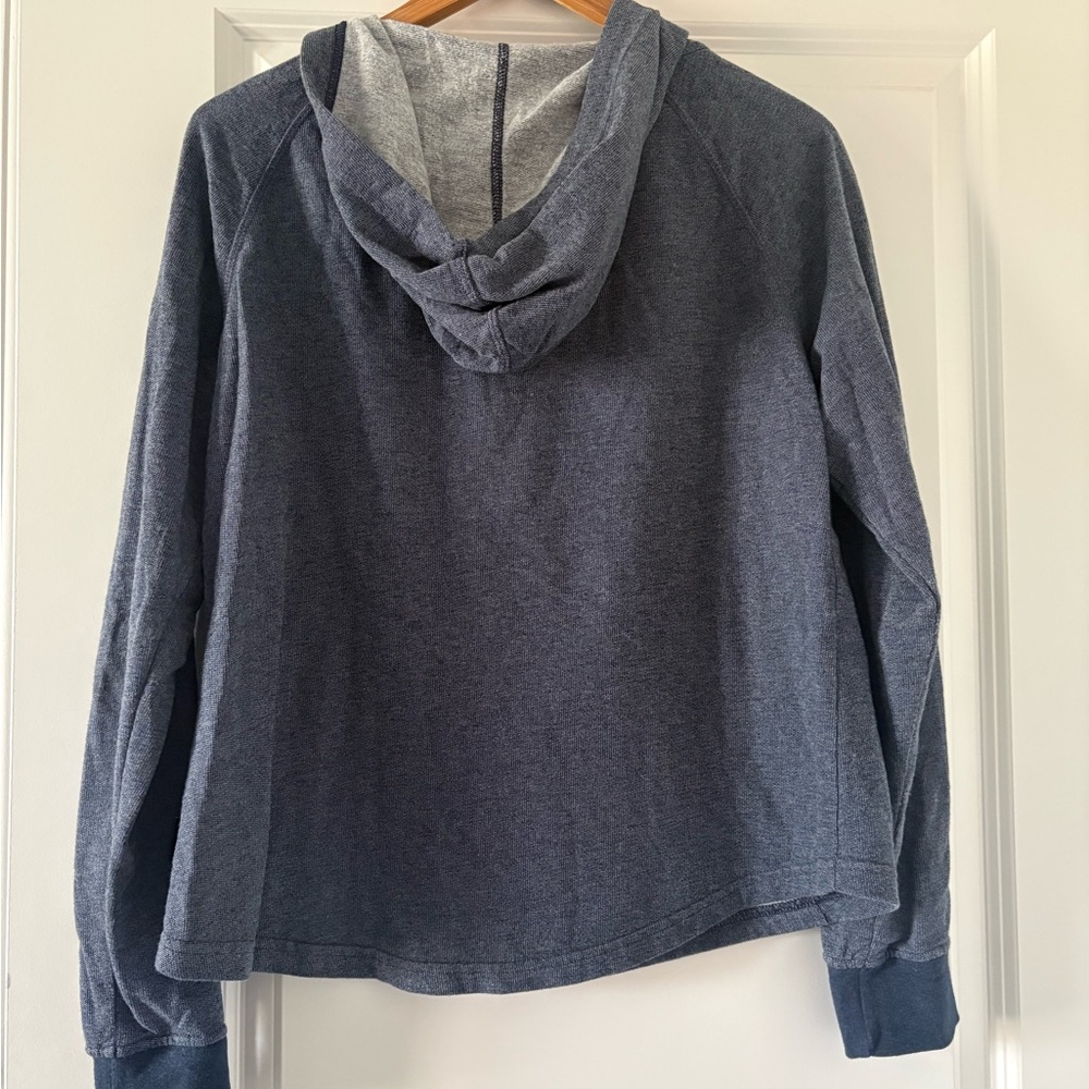Patagonia Woman’s Ahnyo Heathered Navy Pullover Hoodie with Hood Medium - Picture 5 of 5